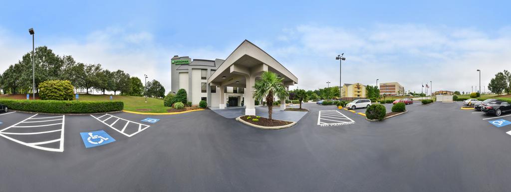 Wyndham Garden Greenville / Spartanburg Airport Exterior photo